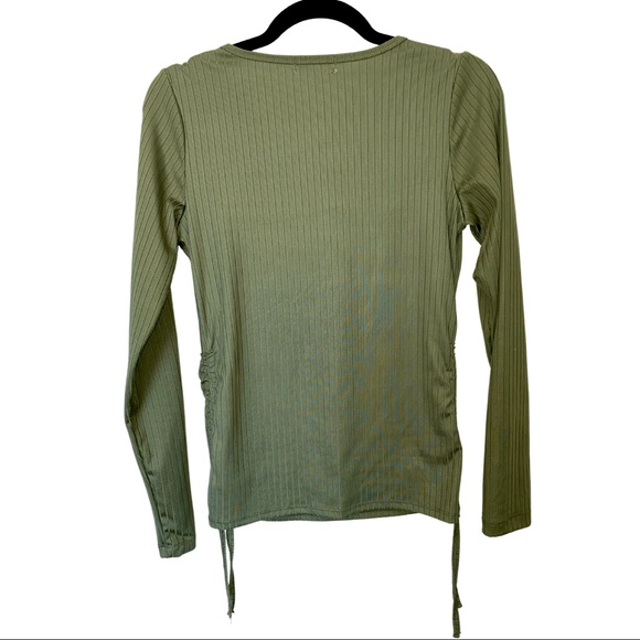 Full Circle | Green Long Sleeve Ribbed Top w/ Adjustable Tie Sides | Size L - Picture 3 of 3